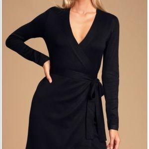 Lulu’s Literary Lover black long sleeve wrap dress